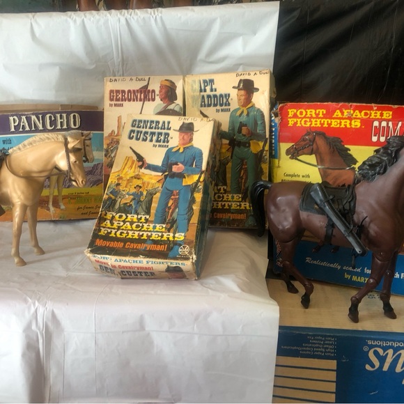 Fort Apache Fighters Geronimo Custer Capt Maddox 2 horse Pancho & Comanche - Picture 6 of 11